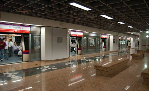 This image link from http://lh3.google.com.tw/2006tncomu/R33VegUjjaI/AAAAAAAAGGo/Y2kiNOQGxlY/image030.jpg?imgmax=512