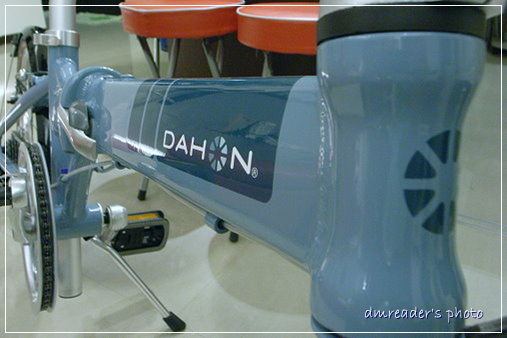 http://lh3.google.com.tw/dmreader8/RrybPrioP4I/AAAAAAAAB8I/GCb3bBU-bPY/s800/RIMG0004.jpg